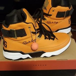 Patrick Ewing Rookie of the year Shoes